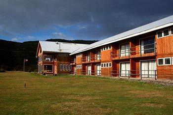 Hosteria Lago Tyndall Hotel Torres del Paine National Park Exterior photo