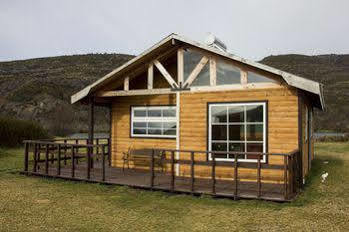 Hosteria Lago Tyndall Hotel Torres del Paine National Park Exterior photo