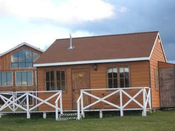 Hosteria Lago Tyndall Hotel Torres del Paine National Park Exterior photo